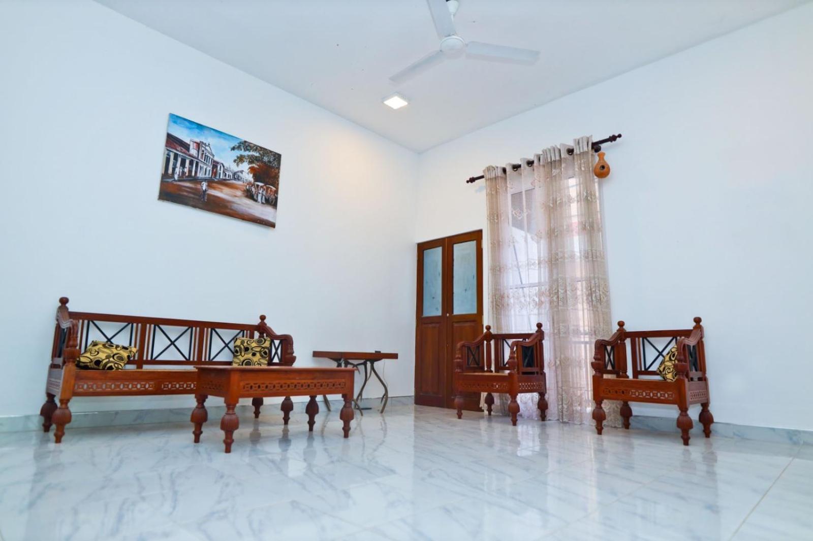 Thinaya Lake Resort Anuradhapura Exterior photo