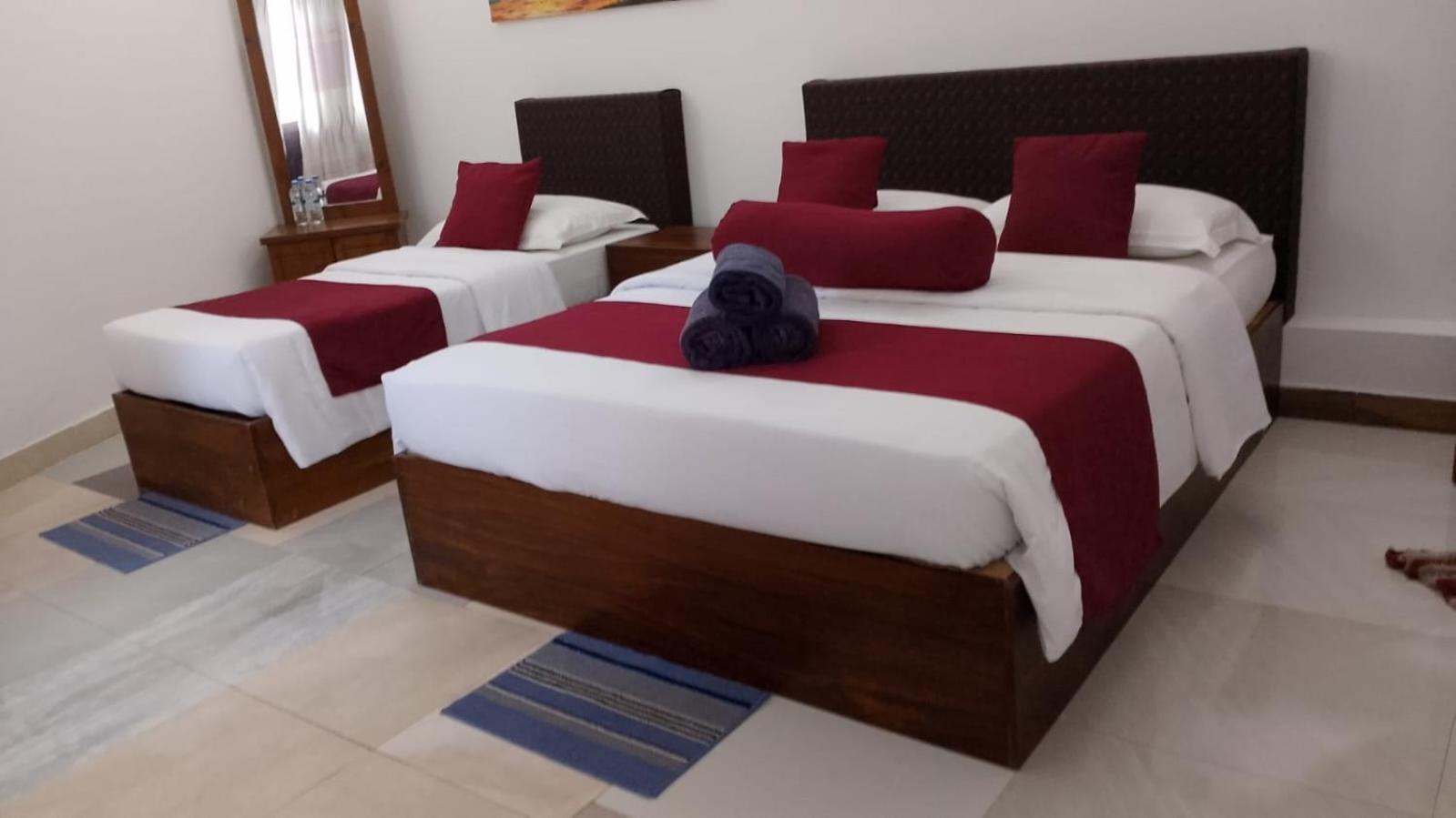Thinaya Lake Resort Anuradhapura Exterior photo